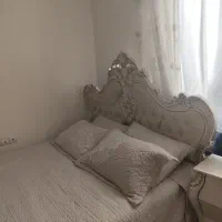 تخت دونفره همراه آینه دراور