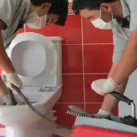 لوله بازکنی فاضلاب و تعمیر آبگرمکن در عسلویه