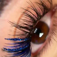 اکستنشن مژه فقط با هزینه ۱۵۰ تومن