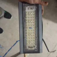 فروش یک عدد پروژکتورنو استفاده نشده