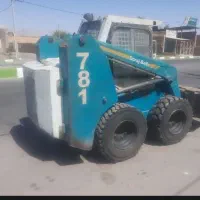 اجاره مینی لودر (بابکت)  ساعتی 2 میلیون تومان