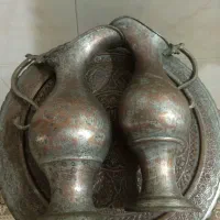 یک جفت پارچ عتیقه