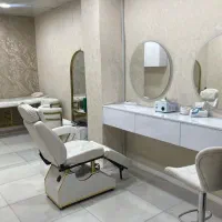 دعوت به همکاری در سالن زیبایی