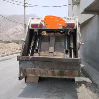 کارگرماشین زباله کش شهرداری