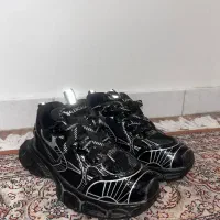 کتونی بالنسیاگا سایز ۳۷