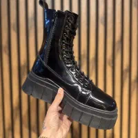 بوت برشکا لژ تانکی سایز42و43