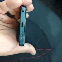 گوشی v1کامل تمیز و زیر قیمت