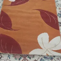 یک عدد قالی ۱۰۵ در ۱۶۰