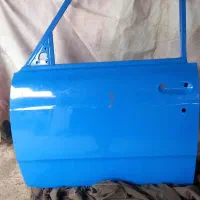 یک عدد در ماشین ...ب همراه ی گلگیر هردو نو