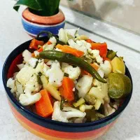 ترشی مخلوط خوش طعم