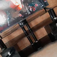 میز تلویزیون شیشه ای