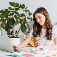 استخدام و کار در منزل