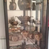 ویترین..بوفه چوبی در حد نو