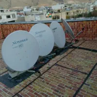 نصب پایه دیواری و انتن و تشتک