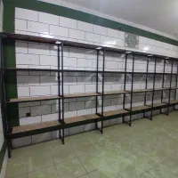 قفسه استند و ۲ عدد ویترین