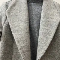 پالتو بلند|لباس|ری, علایین|دیوار