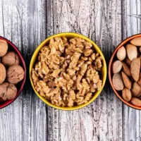 خرید و فروش گردو و بادام
