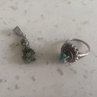 انگشتر وگردنی نقره با نگین فیروزه‌ و زمرد 925