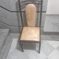 تعدادی میز و صندلی|میز و صندلی غذاخوری|قم, سالاریه|دیوار