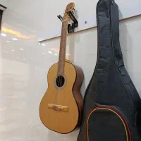 گیتار|گیتار، بیس، امپلیفایر|ایوان, |دیوار