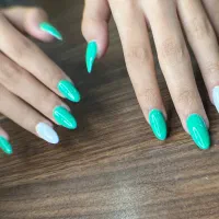 خدمات تتوبدن و کاشت ناخن|خدمات آرایشگری و زیبایی|اصفهان, خواجه عمید|دیوار