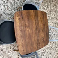 میز و صندلی