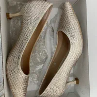 مجلسی پاشنه دار