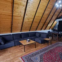 اجاره کلبه سوئیسی لوکس دوخوابه جکوزی دار (کد۵۵)|اجارهٔ کوتاه‌مدت ویلا و باغ|رشت, منظریه|دیوار