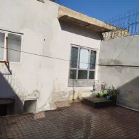 منزل-قدیمی-در-محله-اصیل