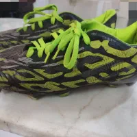 کفش فوتبالی|کیف، کفش، کمربند|طبس, |دیوار