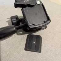 سر سه‌پایه بنرو