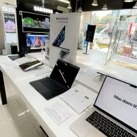 لپتاپ استوک وارداتی با بیش از ۲۰۰ مدل قیمت عمده