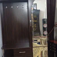 جاکفشی وجالباسی ایستاده