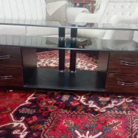 میزتلویزیون شیشه ای