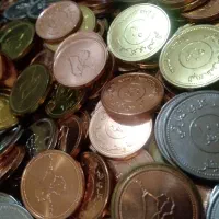 تعداد ۴۰۰ سکه بانکی خارجی