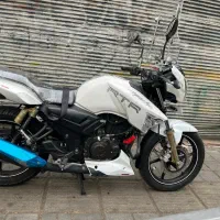 آپاچی ۱۸۰ در حد