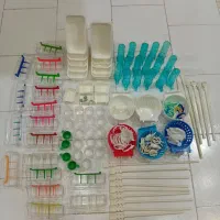 فروش یکجا وسایل جانبی قفس پرنده (نو)