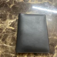 کیف مدارک گمشده است