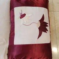 سه تا بالش پر تمیز و شیک