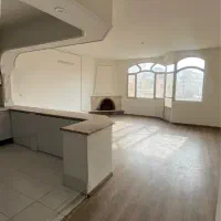 آپارتمان-90-متری-طبقه-3-بدون-مالک-تخلیه