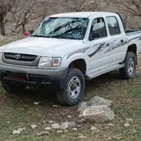 تویوتا هایلوکس