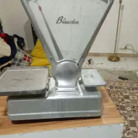 ترازوقدیمی