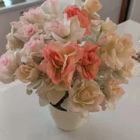 گل و گلدان