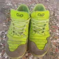 کفش فوتسال 42.5