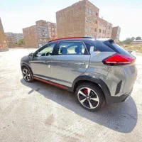 ام‌وی‌ام X33 Cross (اومودا C3)، مدل ۱۴۰۴