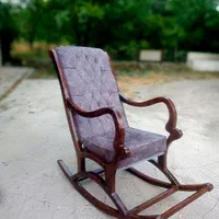 صندلی مادر بزرگ و میز اتو کلاسیک