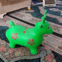 گوزن بادی. اسباب بازی بادی