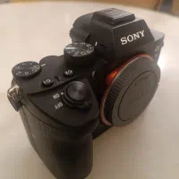 دوربین سونی آلفا ۷iii با تمام تجهیزات