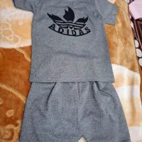 تعدادی لباس بچگانه نو نو