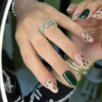 تخفیف ویژه یلدایی آموزش صفرتاصد کاشت ناخن و طراحی|خدمات آموزشی|کاشان, ۲۲ بهمن|دیوار